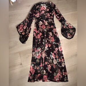 Maxi floral kimono size M